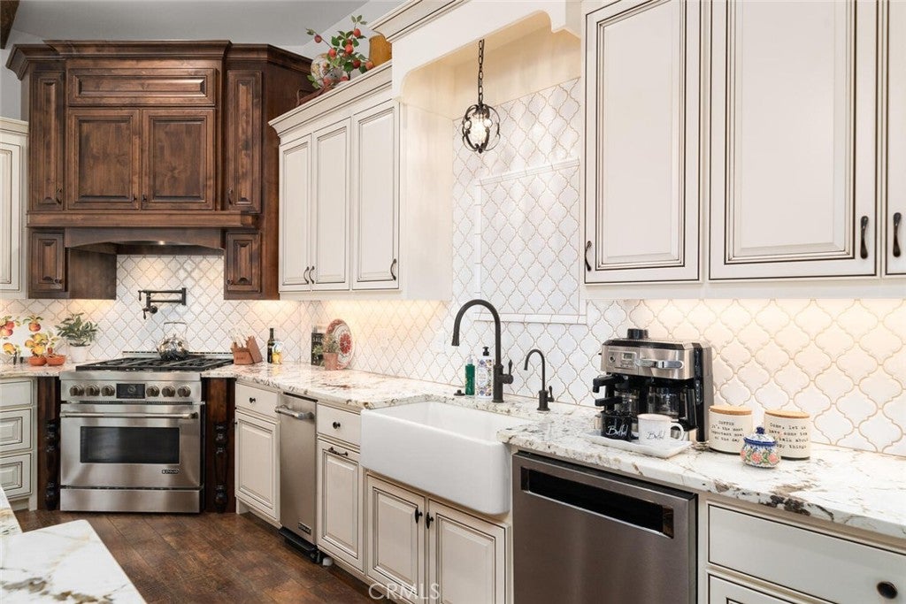 Oroville, California, 95965, United States, ,5 BathroomsBathrooms,Residential,Active,1702211