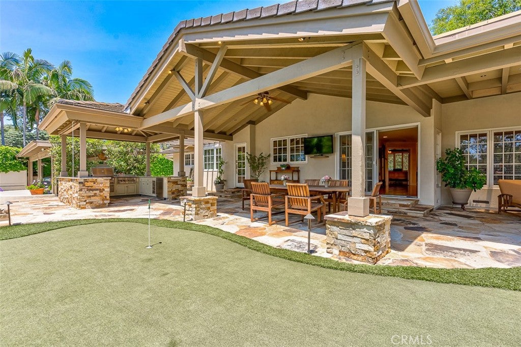 Fullerton, California, 92835, United States, 4 Bedrooms Bedrooms, ,3 BathroomsBathrooms,Residential,Active,1894565