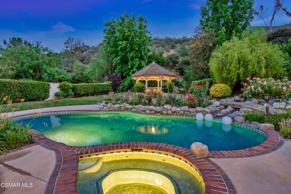 Agoura Hills, California, 91301, United States, 5 Bedrooms Bedrooms, ,5 BathroomsBathrooms,Residential,Active,2012898