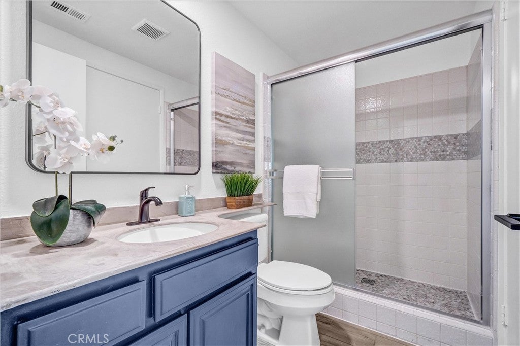 Mission Viejo, California, 92691, United States, 5 Bedrooms Bedrooms, ,3 BathroomsBathrooms,Residential,Active,1986876