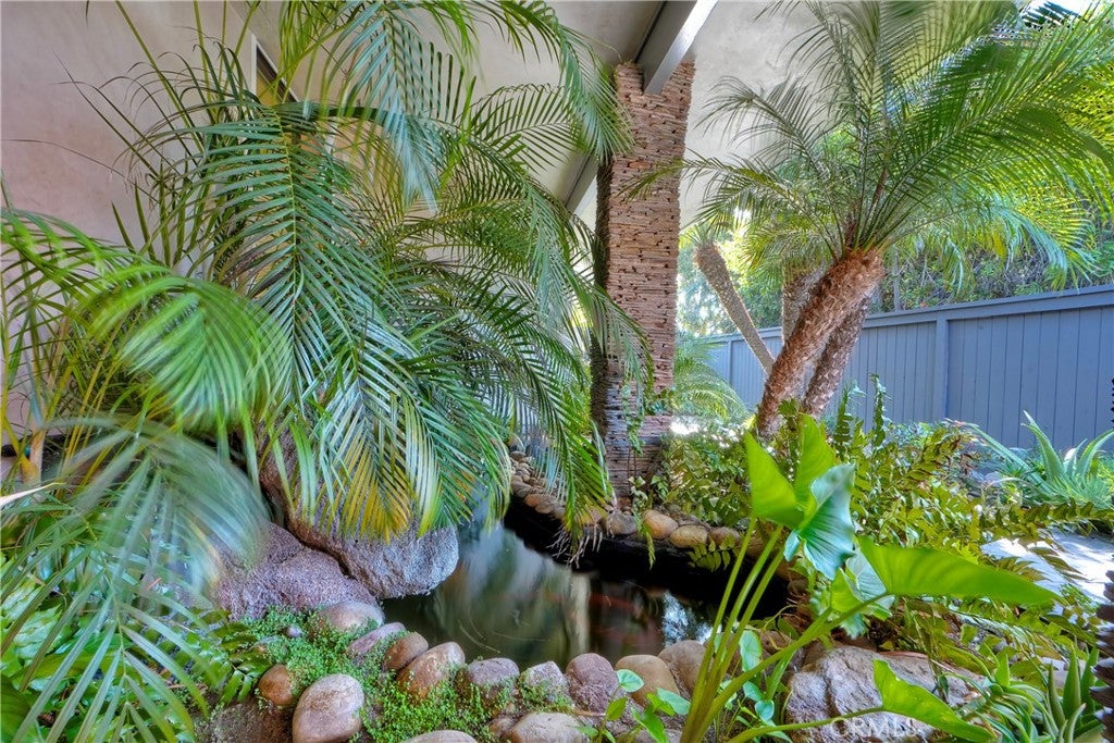 Dana Point, California, 92629, United States, 3 Bedrooms Bedrooms, ,2 BathroomsBathrooms,Residential,Active,1973342