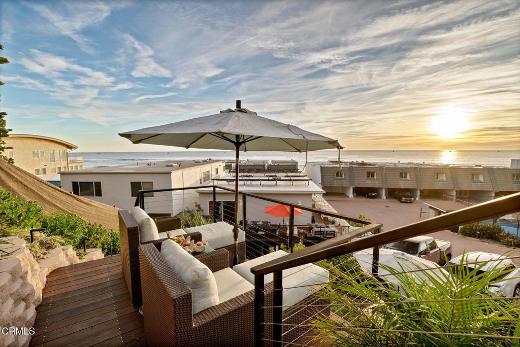 Malibu, California, 90265, United States, 4 Bedrooms Bedrooms, ,4 BathroomsBathrooms,Residential,Active,2006937