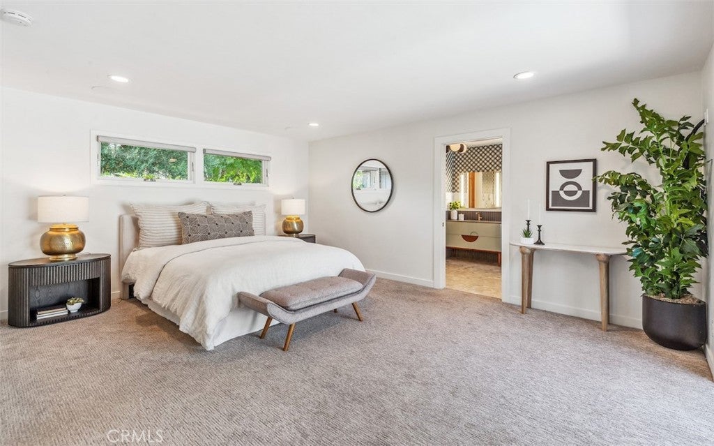 Long Beach, California, 90815, United States, 4 Bedrooms Bedrooms, ,4 BathroomsBathrooms,Residential,Active,1999914