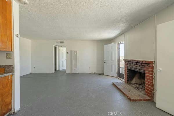 13401 DAVENPORT ST, NORTH EDWARDS, CA 93523, photo 4 of 13