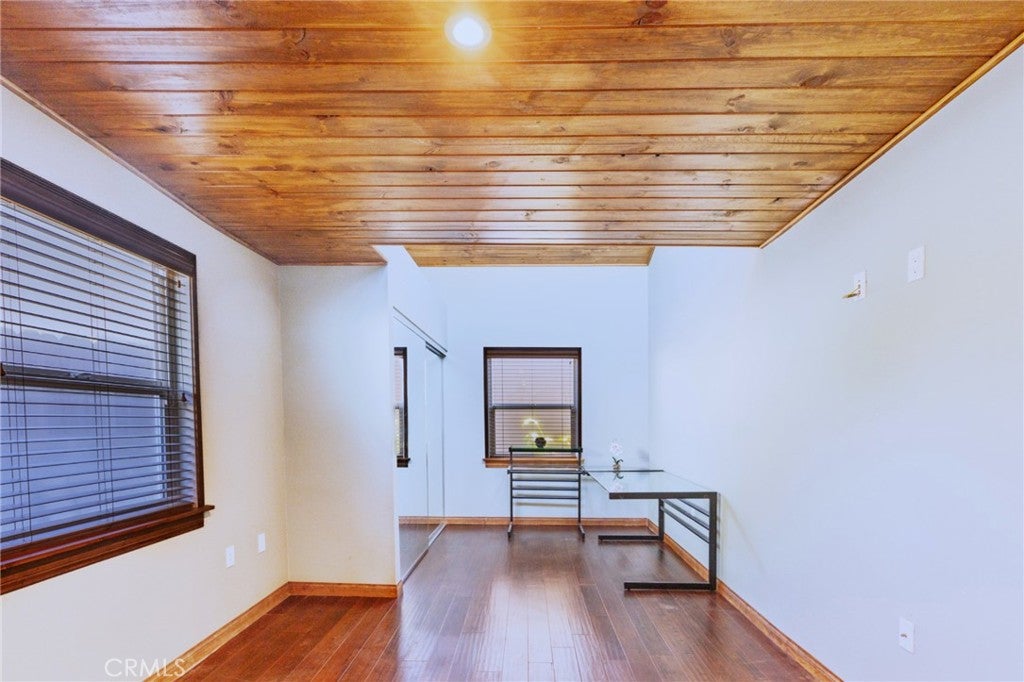 Costa Mesa, California, 92627, United States, 3 Bedrooms Bedrooms, ,2 BathroomsBathrooms,Residential,Active,1909898