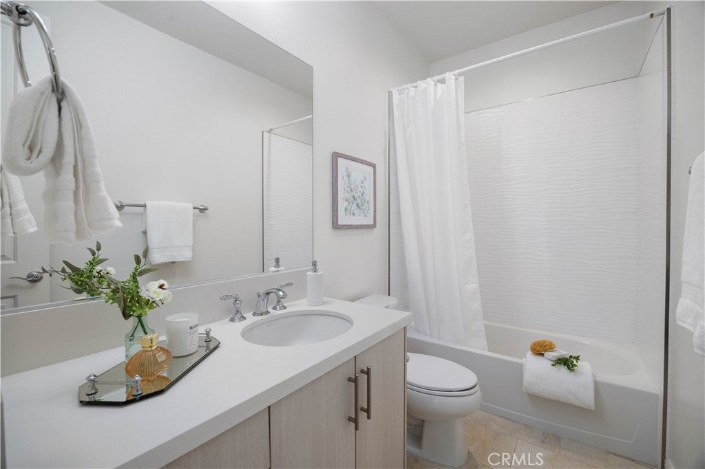 Carlsbad, California, 92010, United States, 4 Bedrooms Bedrooms, ,5 BathroomsBathrooms,Residential,Active,2014609