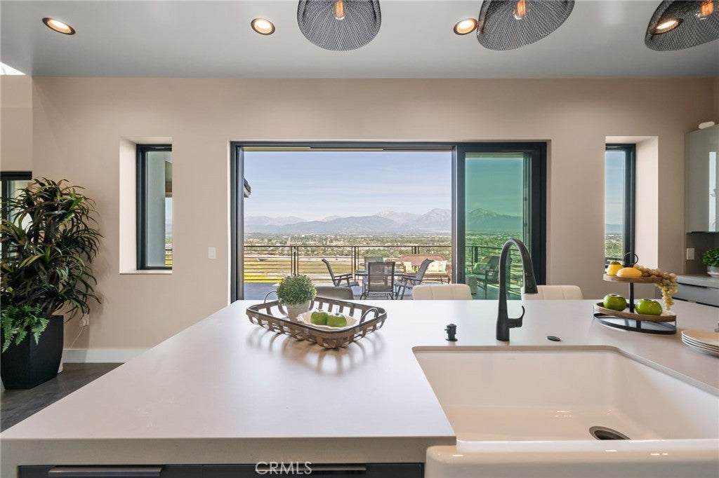 Chino Hills, California, 91709, United States, 5 Bedrooms Bedrooms, ,5 BathroomsBathrooms,Residential,Active,2030088