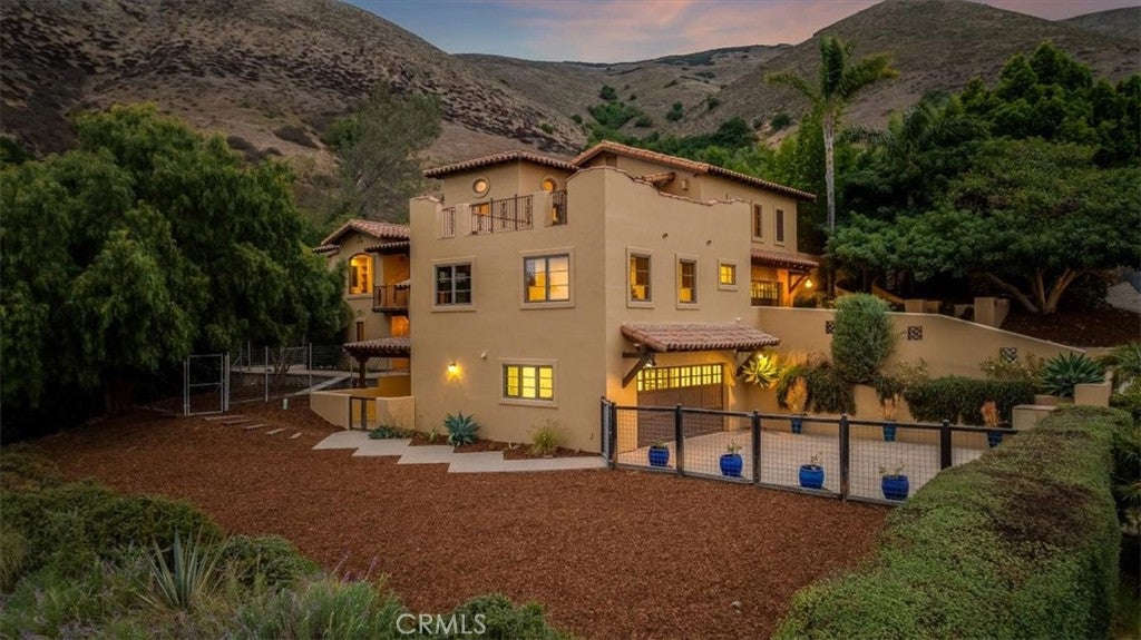 San Luis Obispo, California, 93401, United States, 5 Bedrooms Bedrooms, ,5 BathroomsBathrooms,Residential,Active,1943782