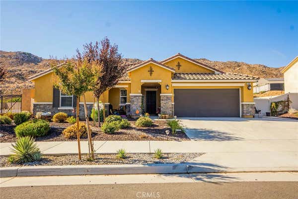 696 QEWEEWISH AVE, SAN JACINTO, CA 92582 - Image 1