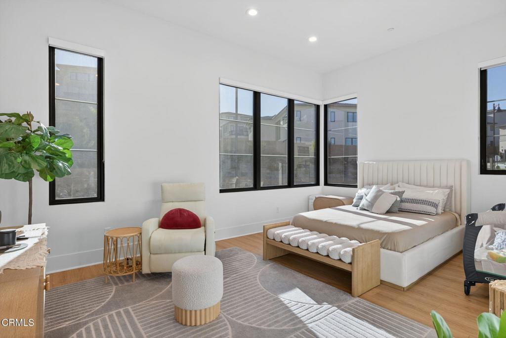 Porter Ranch, California, 91326, United States, 5 Bedrooms Bedrooms, ,6 BathroomsBathrooms,Residential,Active,1965808