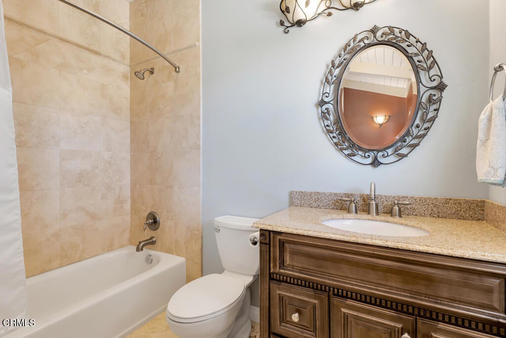 Camarillo, California, 93010, United States, 4 Bedrooms Bedrooms, ,6 BathroomsBathrooms,Residential,Active,1987228