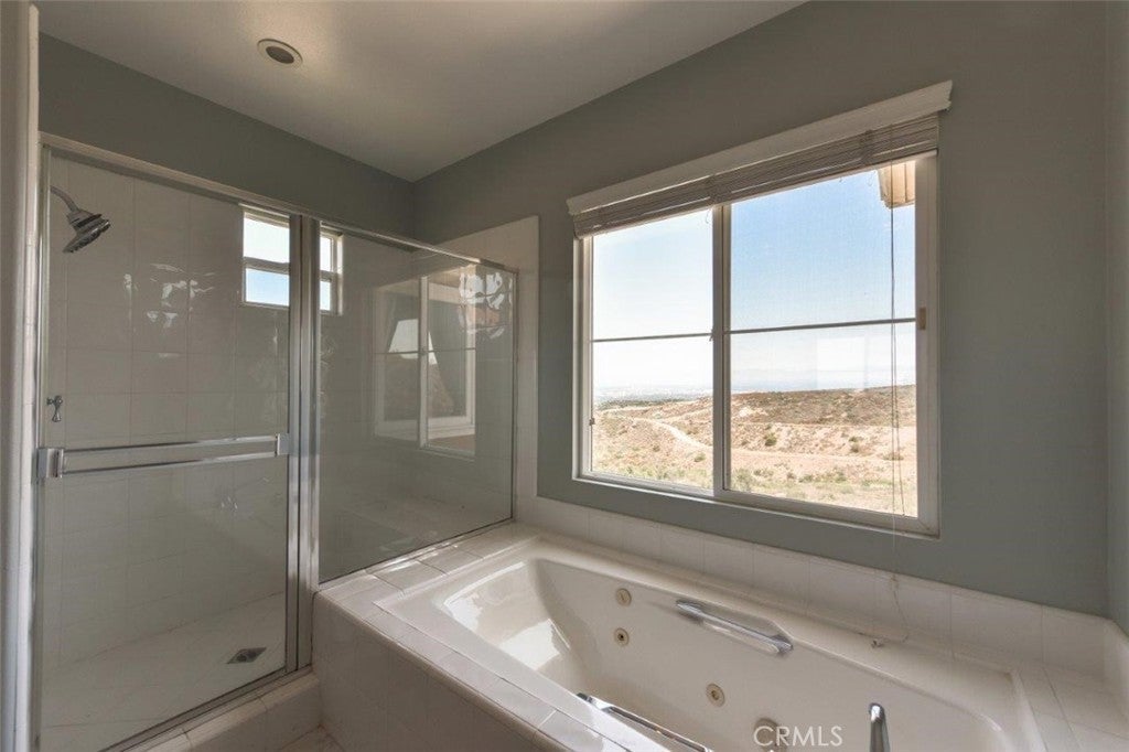 Newport Coast, California, 92657, United States, 3 Bedrooms Bedrooms, ,3 BathroomsBathrooms,Residential,Active,1926895