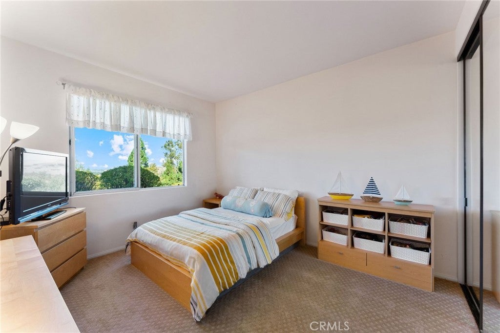 Irvine, California, 92603, United States, 4 Bedrooms Bedrooms, ,4 BathroomsBathrooms,Residential,Active,1986909