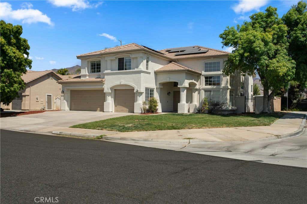 1281 OSPREY ST, SAN JACINTO, CA 92583, photo 1 of 31