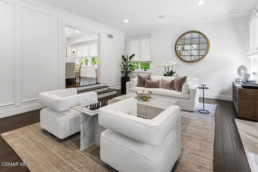 Westlake Village, California, 91362, United States, 6 Bedrooms Bedrooms, ,6 BathroomsBathrooms,Residential,Active,2031759