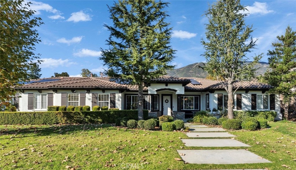 Claremont, California, 91711, United States, 5 Bedrooms Bedrooms, ,4 BathroomsBathrooms,Residential,Active,2010578