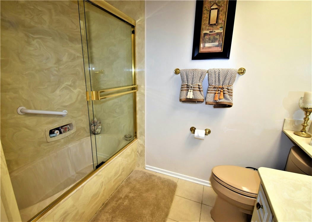 Seal Beach, California, 90740, United States, ,2 BathroomsBathrooms,Residential,Pending,1702937