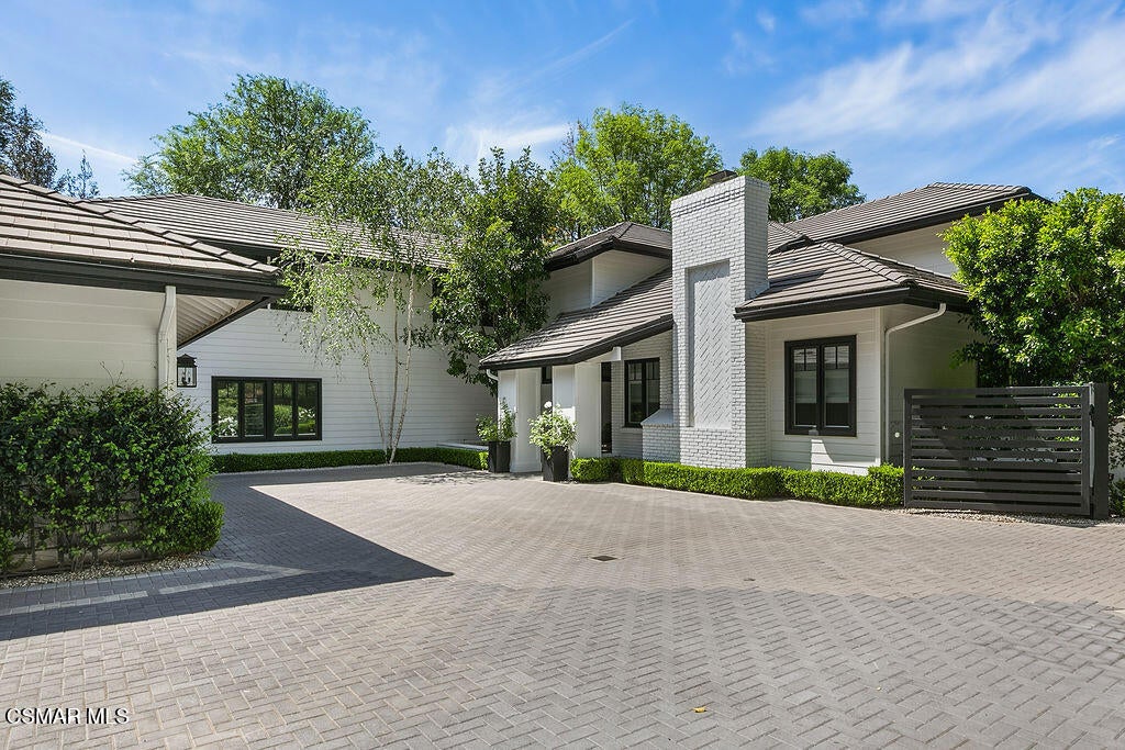 Westlake Village, California, 91362, United States, 6 Bedrooms Bedrooms, ,6 BathroomsBathrooms,Residential,Active,2031759