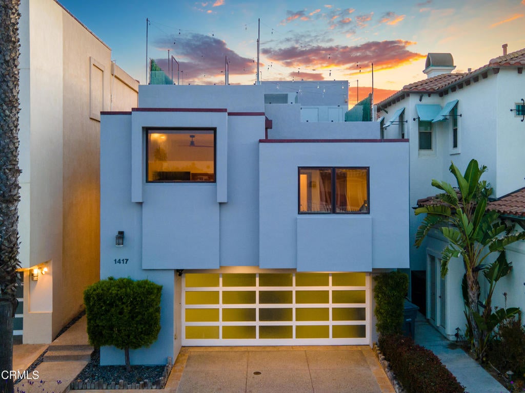 Oxnard, California, 93035, United States, 5 Bedrooms Bedrooms, ,5 BathroomsBathrooms,Residential,Active,1968422