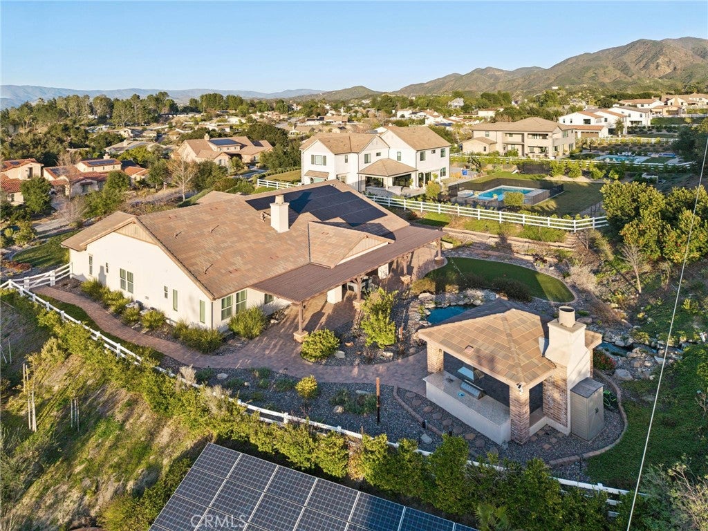 Canyon Country, California, 91387, United States, 3 Bedrooms Bedrooms, ,4 BathroomsBathrooms,Residential,Active,2015235