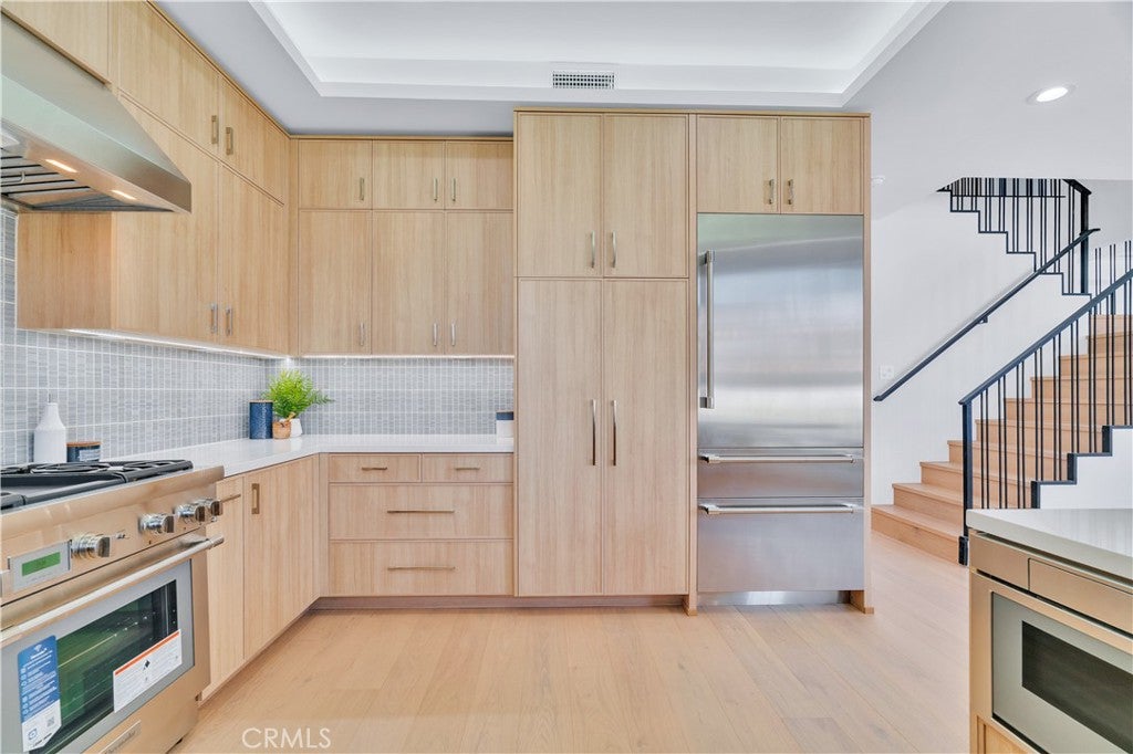 Redondo Beach, California, 90278, United States, 5 Bedrooms Bedrooms, ,5 BathroomsBathrooms,Residential,Active,2010192