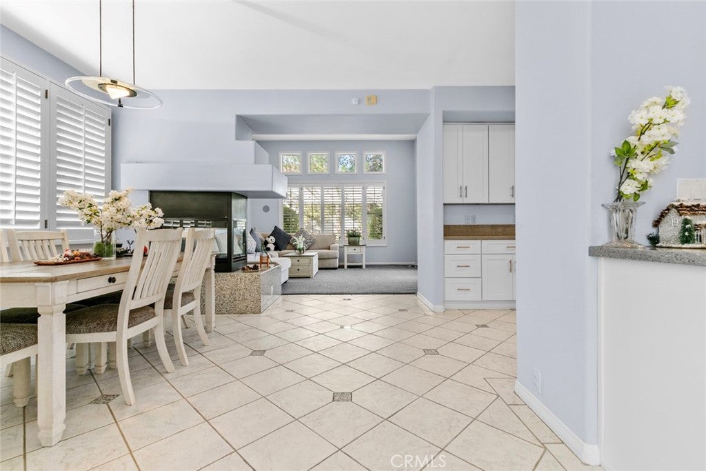 Chatsworth, California, 91311, United States, 5 Bedrooms Bedrooms, ,6 BathroomsBathrooms,Residential,Active,2015219