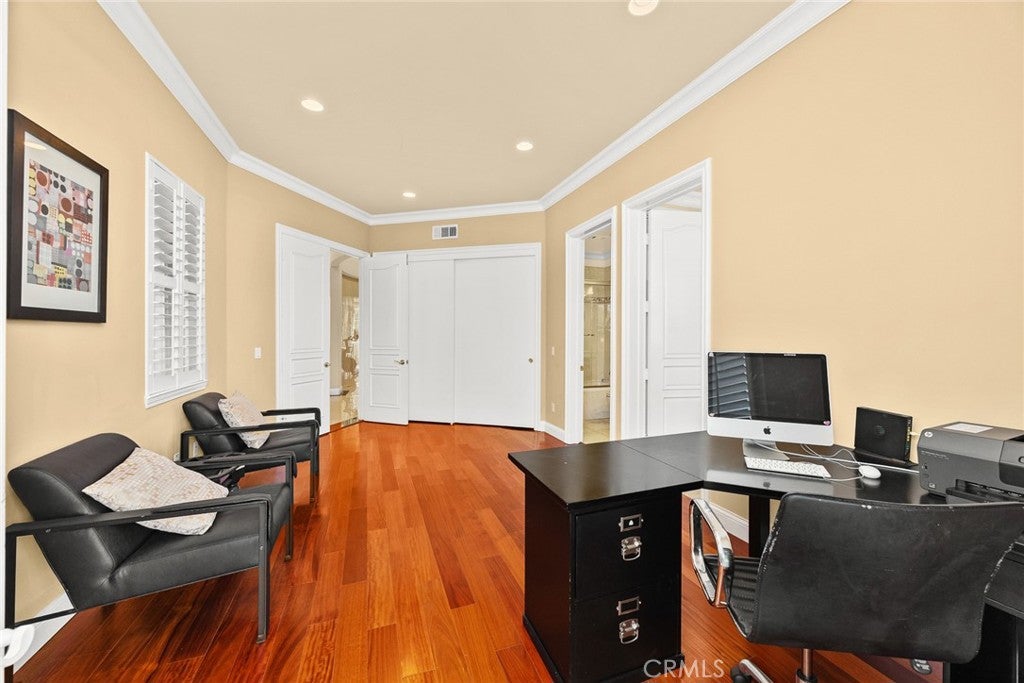 South Pasadena, California, 91030, United States, 4 Bedrooms Bedrooms, ,5 BathroomsBathrooms,Residential,Active,1905130