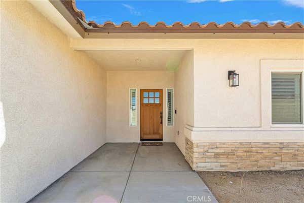 22445 PACIFIC ST, APPLE VALLEY, CA 92308, photo 5 of 29