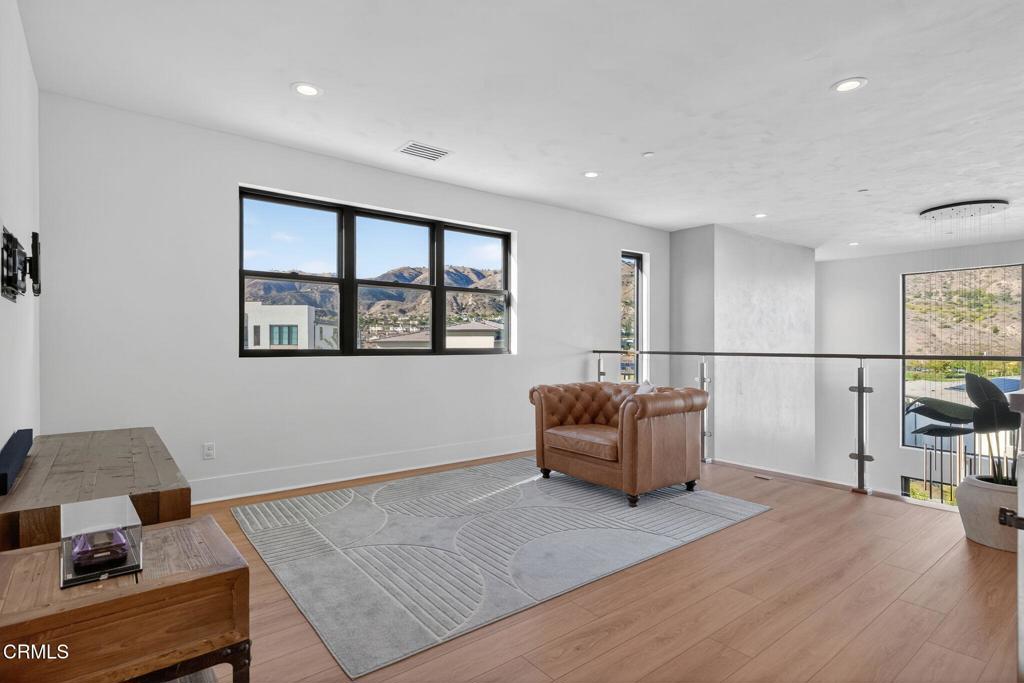 Porter Ranch, California, 91326, United States, 5 Bedrooms Bedrooms, ,6 BathroomsBathrooms,Residential,Active,1965808