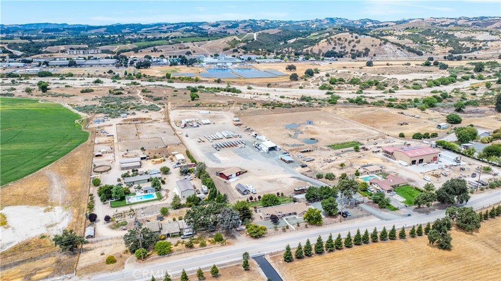 Paso Robles, California, 93446, United States, 7 Bedrooms Bedrooms, ,4 BathroomsBathrooms,Residential,Active,1904141