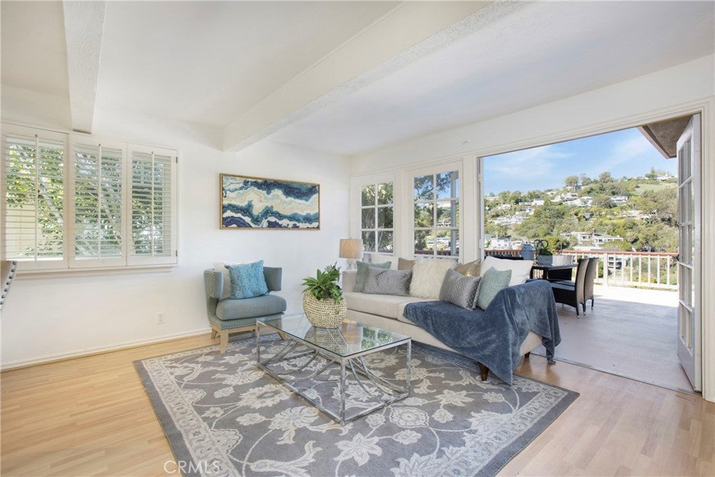Laguna Beach, California, 92651, United States, 3 Bedrooms Bedrooms, ,3 BathroomsBathrooms,Residential,Active,2002317