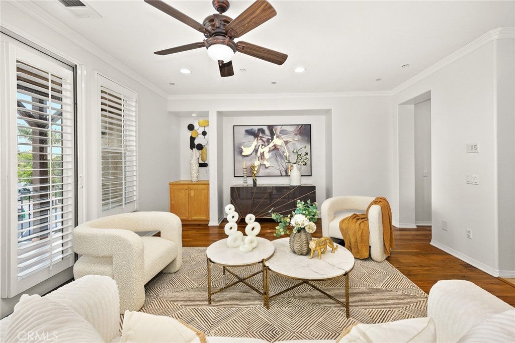 Monterey Park, California, 91754, United States, 5 Bedrooms Bedrooms, ,5 BathroomsBathrooms,Residential,Active,1988440