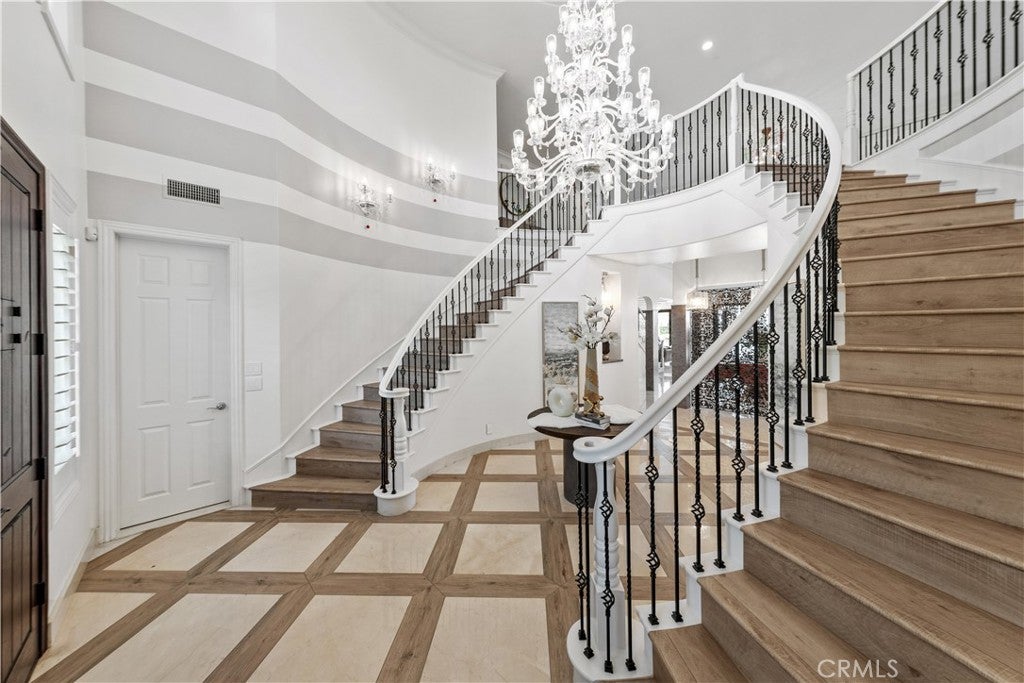 Yorba Linda, California, 92886, United States, 6 Bedrooms Bedrooms, ,7 BathroomsBathrooms,Residential,Active,1985877