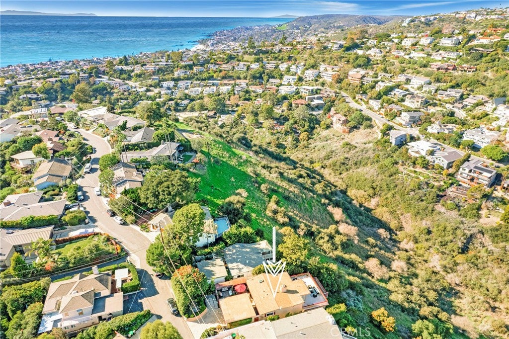 Laguna Beach, California, 92651, United States, 3 Bedrooms Bedrooms, ,3 BathroomsBathrooms,Residential,Active,2002317