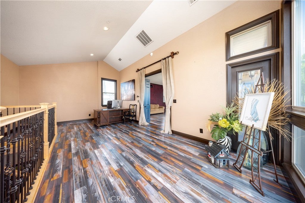 Pomona, California, 91766, United States, 5 Bedrooms Bedrooms, ,5 BathroomsBathrooms,Residential,Active,1989773