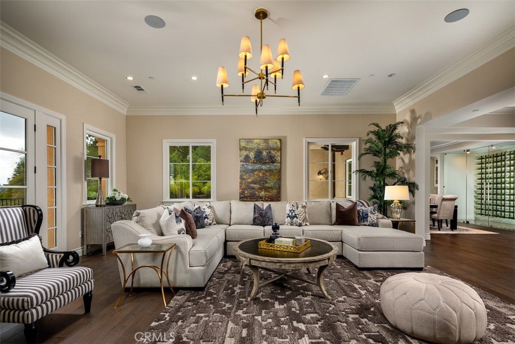 Diamond Bar, California, 91765, United States, 6 Bedrooms Bedrooms, ,7 BathroomsBathrooms,Residential,Active,1898223