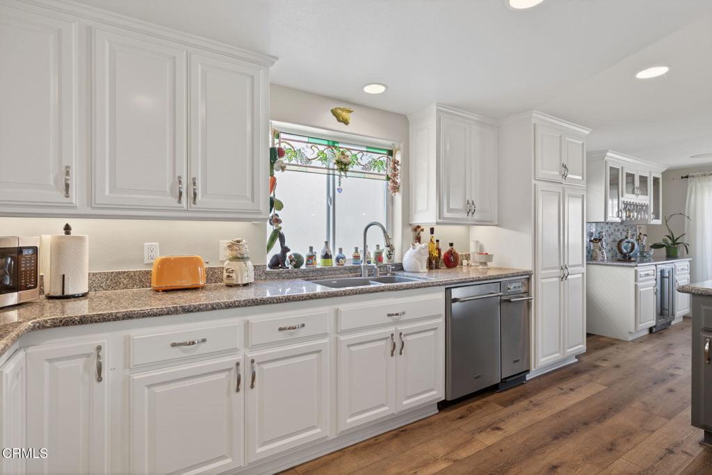 Oxnard, California, 93035, United States, 3 Bedrooms Bedrooms, ,3 BathroomsBathrooms,Residential,Active,2001363