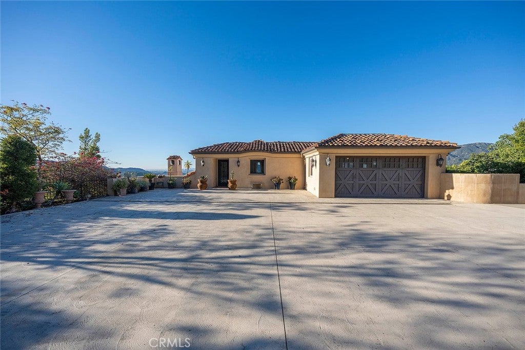 La Canada Flintridge, California, 91011, United States, 4 Bedrooms Bedrooms, ,5 BathroomsBathrooms,Residential,Active,2014608