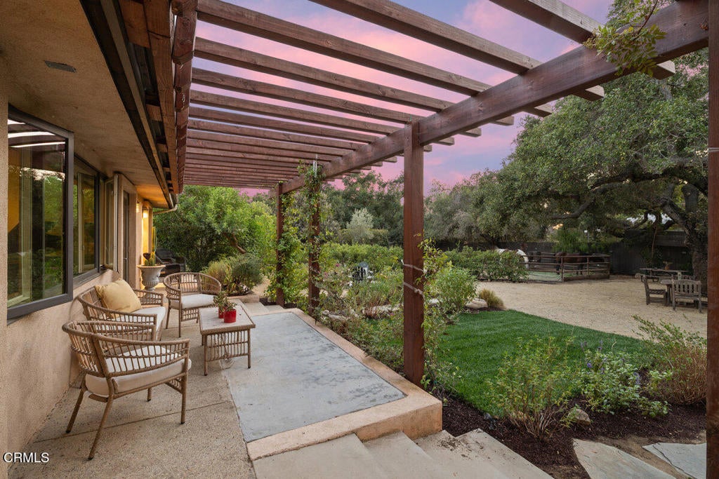 Ojai, California, 93023, United States, 3 Bedrooms Bedrooms, ,3 BathroomsBathrooms,Residential,Active,1920241