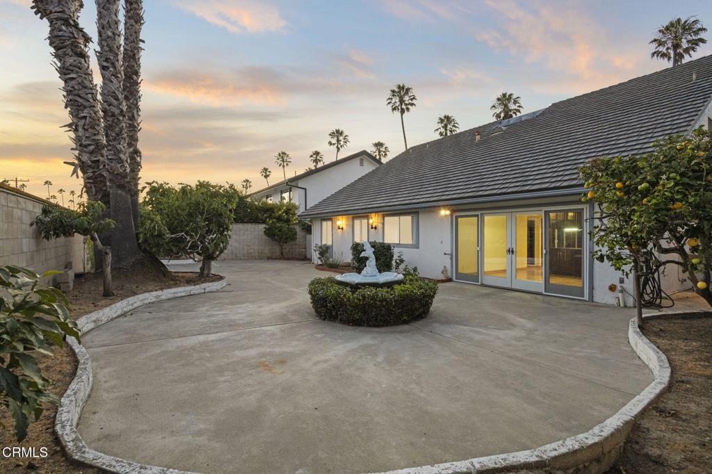 Ventura, California, 93001, United States, 5 Bedrooms Bedrooms, ,3 BathroomsBathrooms,Residential,Active,1922272