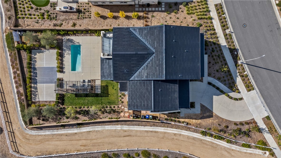 Castaic, California, 91384, United States, 6 Bedrooms Bedrooms, ,6 BathroomsBathrooms,Residential,Active,2006979