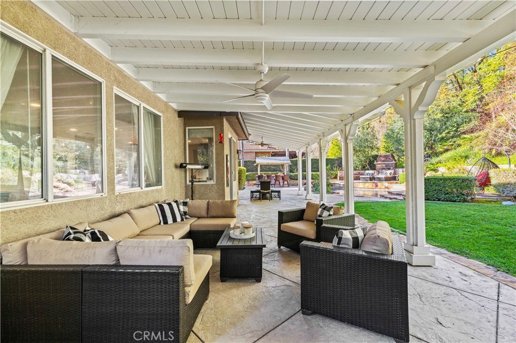 Stevenson Ranch, California, 91381, United States, 5 Bedrooms Bedrooms, ,4 BathroomsBathrooms,Residential,Active,2015851