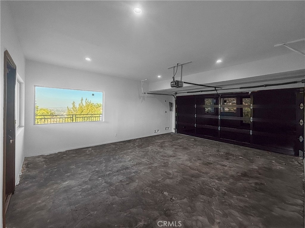 Los Angeles, California, 90046, United States, 3 Bedrooms Bedrooms, ,4 BathroomsBathrooms,Residential,Active,1862862