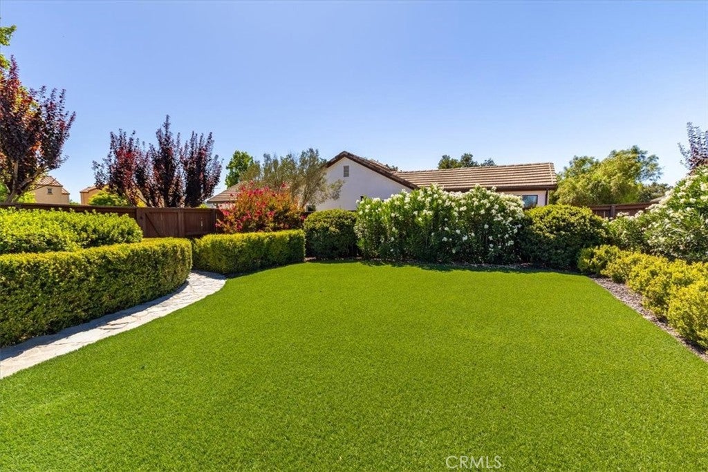 Paso Robles, California, 93446, United States, 4 Bedrooms Bedrooms, ,3 BathroomsBathrooms,Residential,Active,1914823