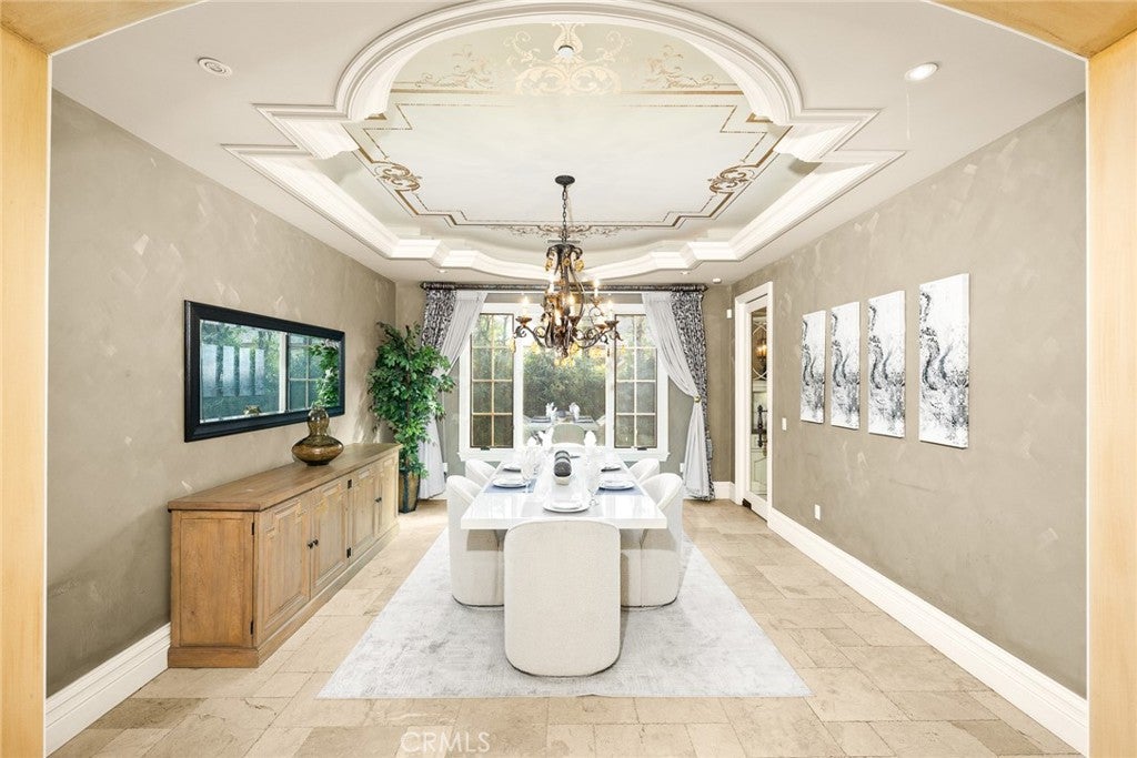 Arcadia, California, 91007, United States, 4 Bedrooms Bedrooms, ,5 BathroomsBathrooms,Residential,Active,1968391