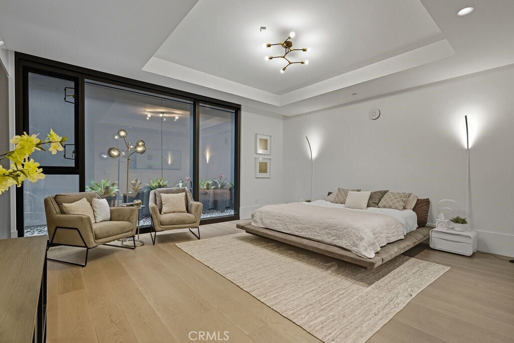 Los Angeles, California, 90069, United States, 2 Bedrooms Bedrooms, ,3 BathroomsBathrooms,Residential,Active,1995278