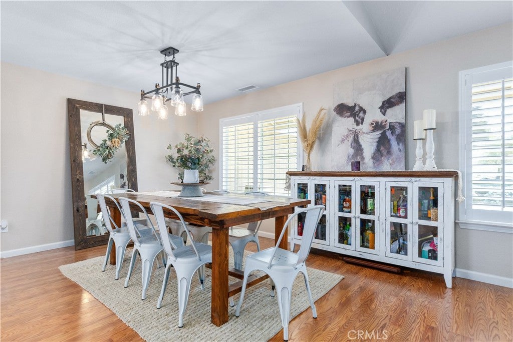 Paso Robles, California, 93446, United States, 7 Bedrooms Bedrooms, ,4 BathroomsBathrooms,Residential,Active,1904141