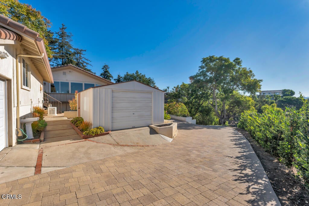 Camarillo, California, 93010, United States, 4 Bedrooms Bedrooms, ,6 BathroomsBathrooms,Residential,Active,1987228