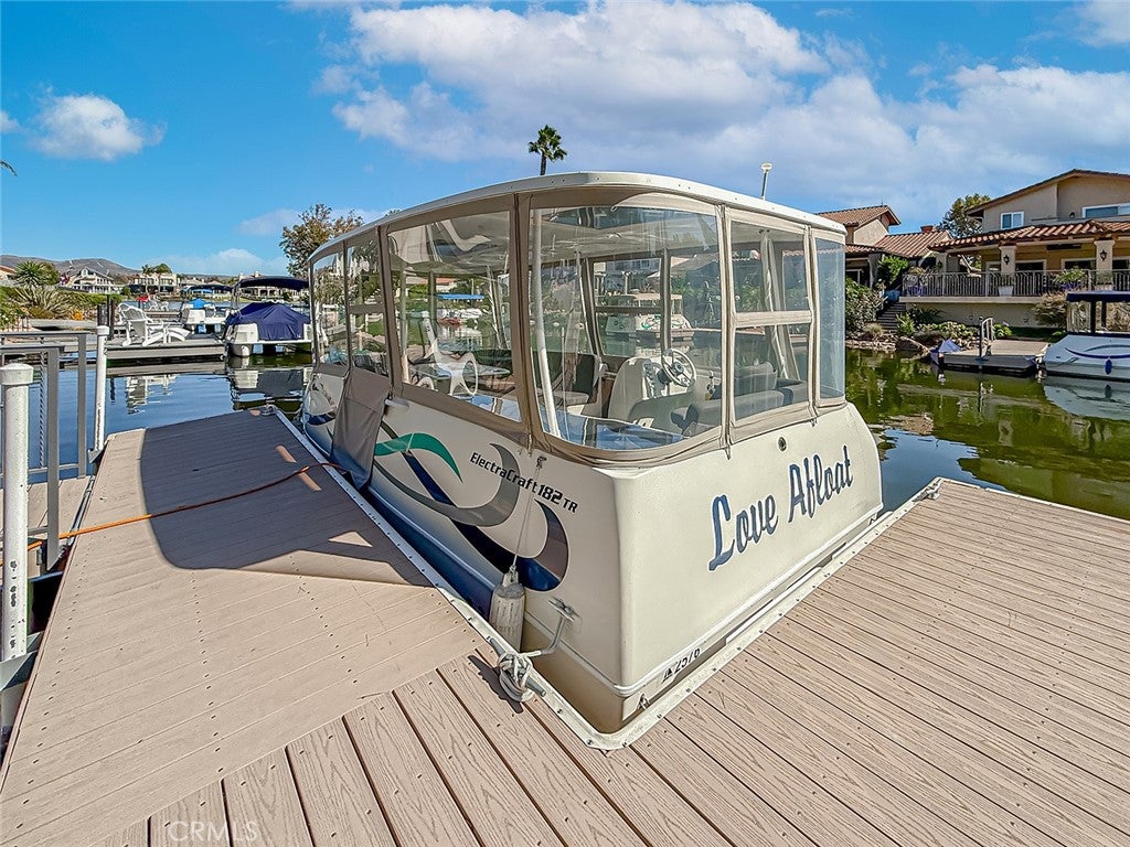 Westlake Village, California, 91361, United States, 3 Bedrooms Bedrooms, ,4 BathroomsBathrooms,Residential,Active,1985851