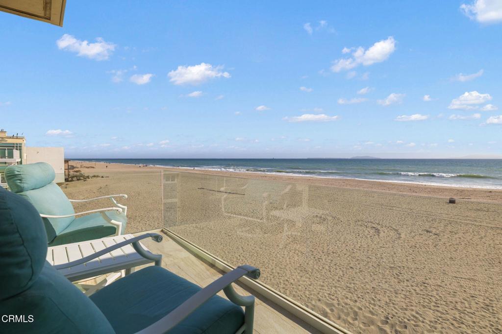 Oxnard, California, 93035, United States, 4 Bedrooms Bedrooms, ,6 BathroomsBathrooms,Residential,Active,1849510